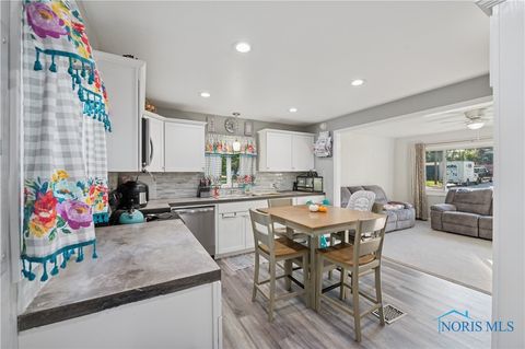 Tiny photo for 1810 Birdie Drive, Toledo, OH 43615 (MLS # 6136993)
