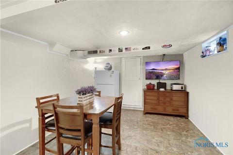 Tiny photo for 4315 Bales Rd Rd, Toledo, OH 43613 (MLS # 6136408)