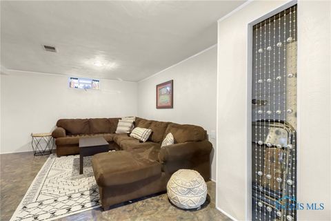 Tiny photo for 4315 Bales Rd Rd, Toledo, OH 43613 (MLS # 6136408)