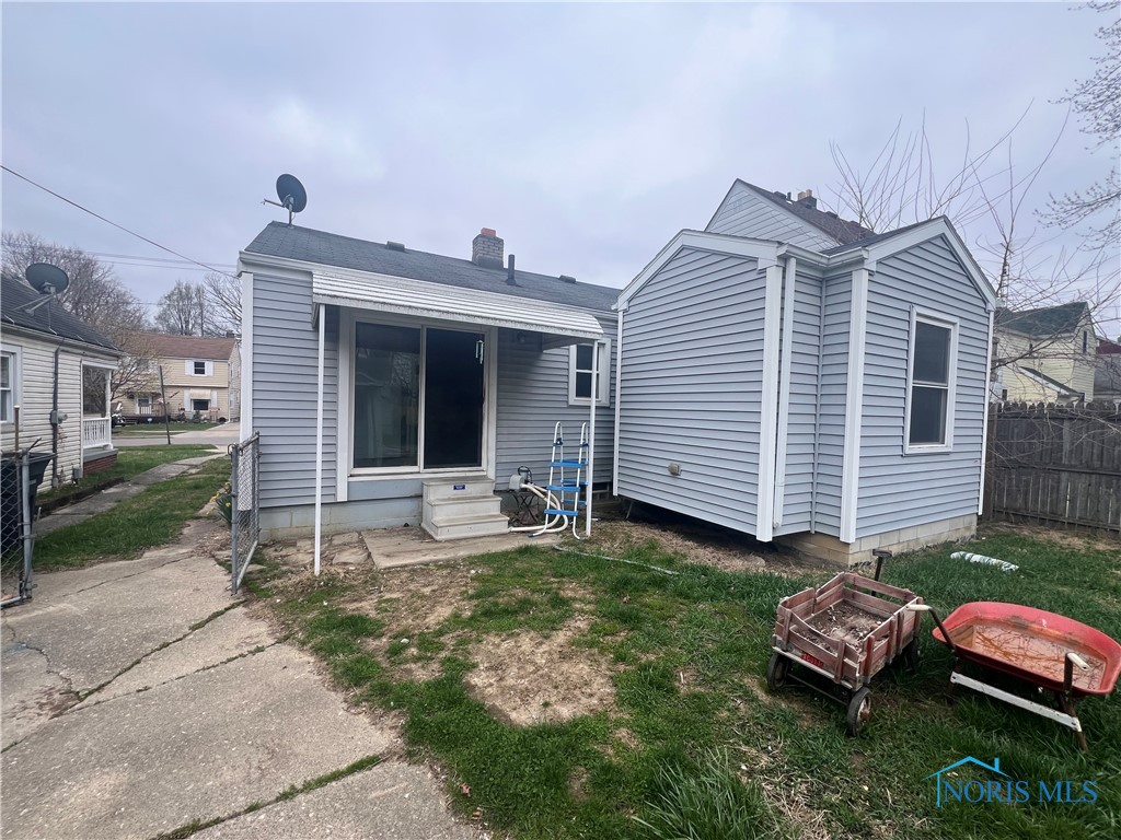 4402 Vermaas Avenue, Toledo, Ohio image 2