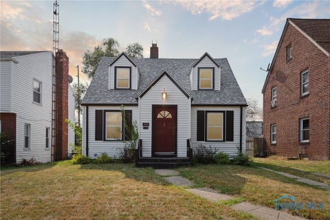 Photo for 3105 Algonquin Parkway