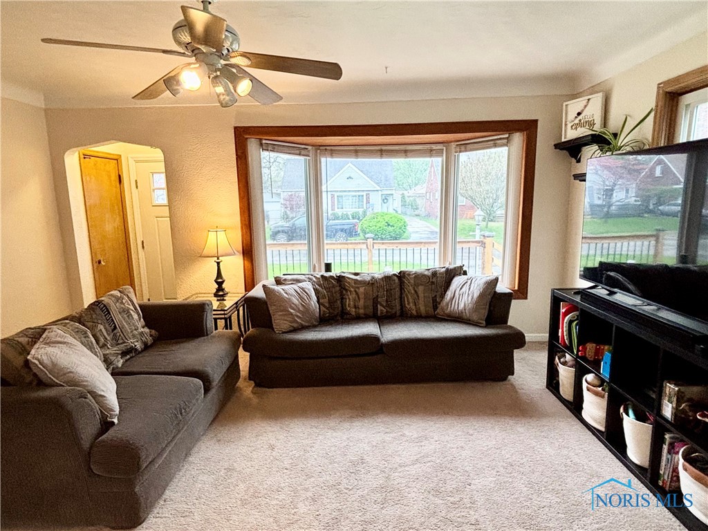 4928 Monac Drive, Toledo, Ohio image 3