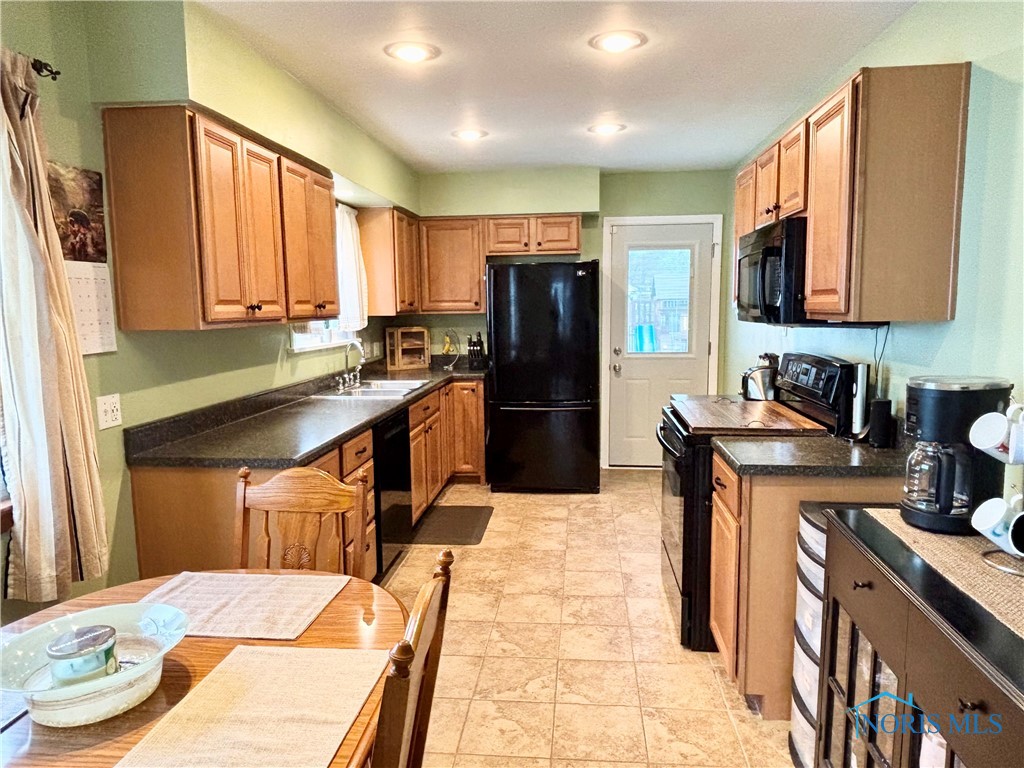 4928 Monac Drive, Toledo, Ohio image 7