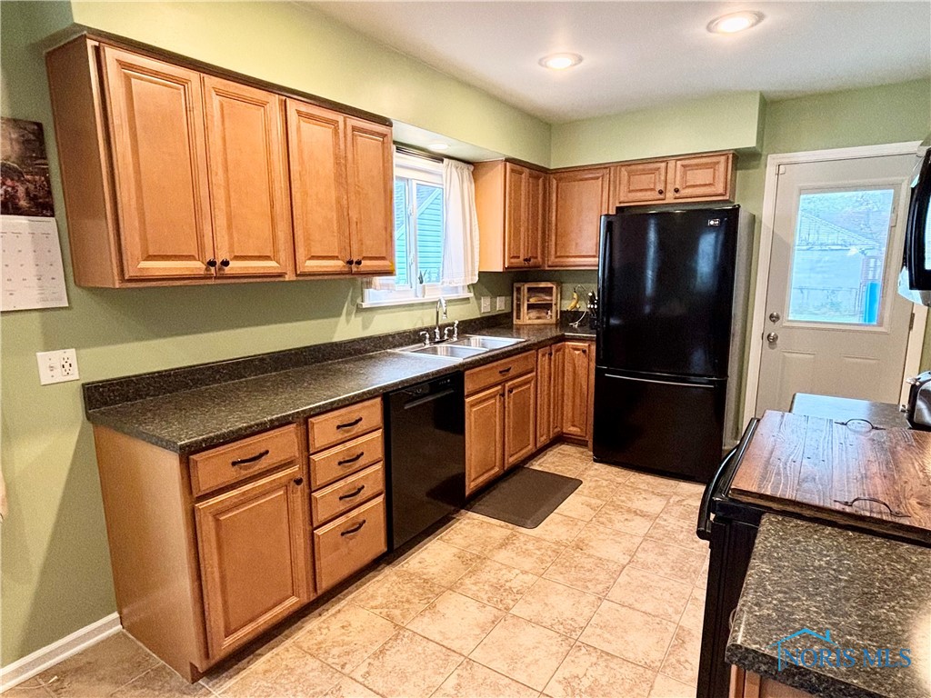 4928 Monac Drive, Toledo, Ohio image 8