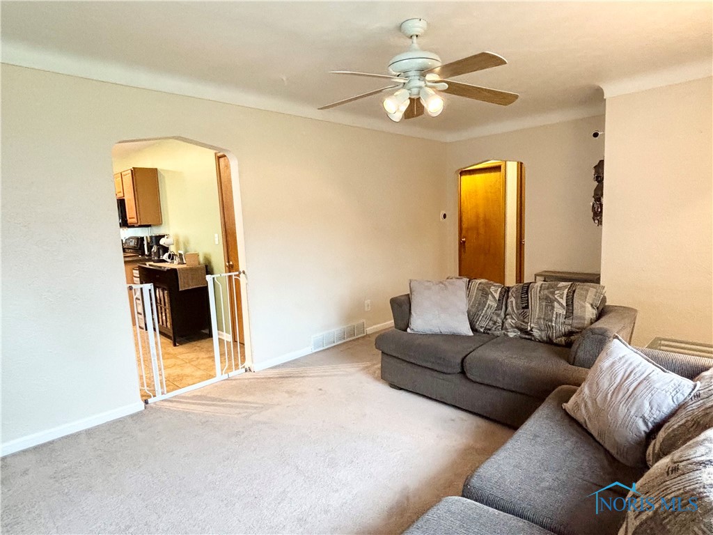 4928 Monac Drive, Toledo, Ohio image 6