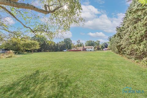 Tiny photo for 1215 E County Road 16, Tiffin, OH 44883 (MLS # 6136808)