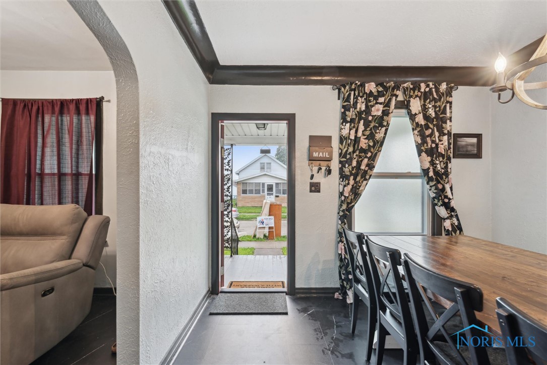 544 E Park Street, Toledo, Ohio image 7