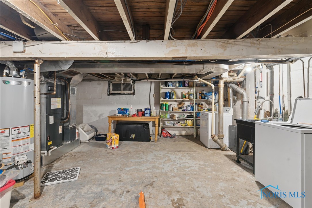 544 E Park Street, Toledo, Ohio image 34
