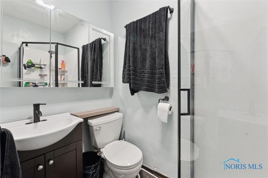 544 E Park Street, Toledo, Ohio image 33