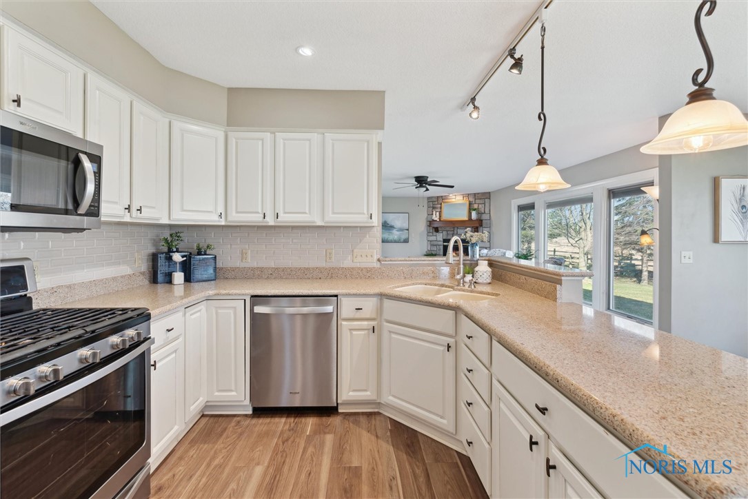 10253 Scarlet Oak Drive, Perrysburg, Ohio image 15