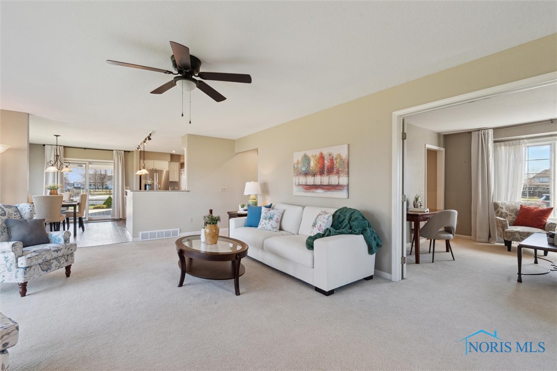 10253 Scarlet Oak Drive, Perrysburg, Ohio image 11