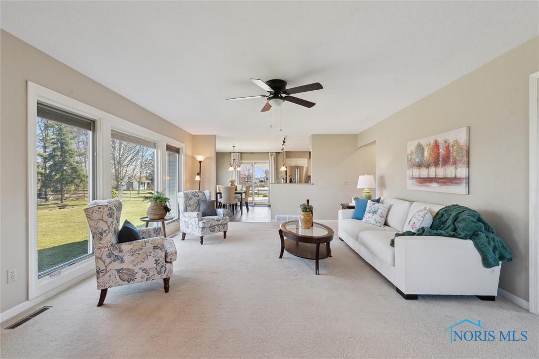 10253 Scarlet Oak Drive, Perrysburg, Ohio image 10