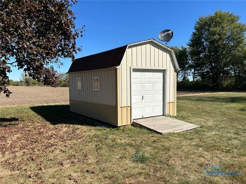 Tiny photo for 13526 Kramer Road, Bowling Green, OH 43402 (MLS # 6136615)