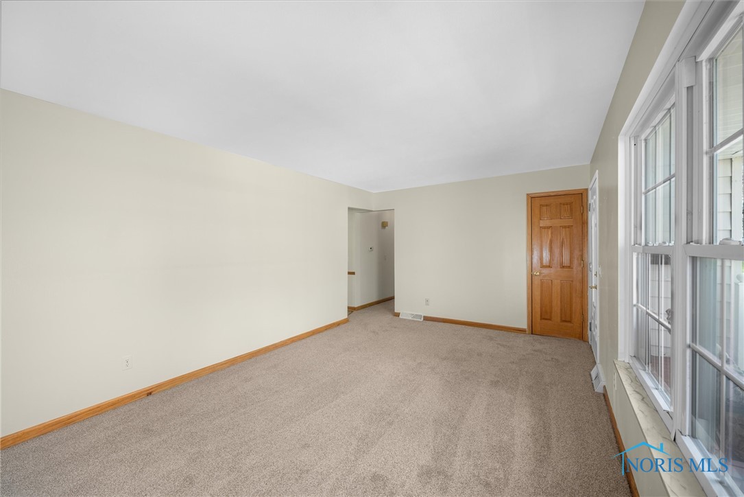 3633 Greenlawn Court, Toledo, Ohio image 9