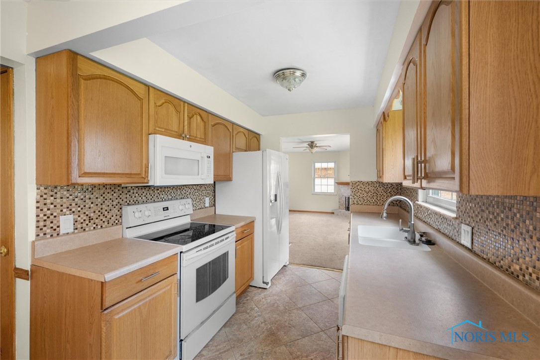 3633 Greenlawn Court, Toledo, Ohio image 22