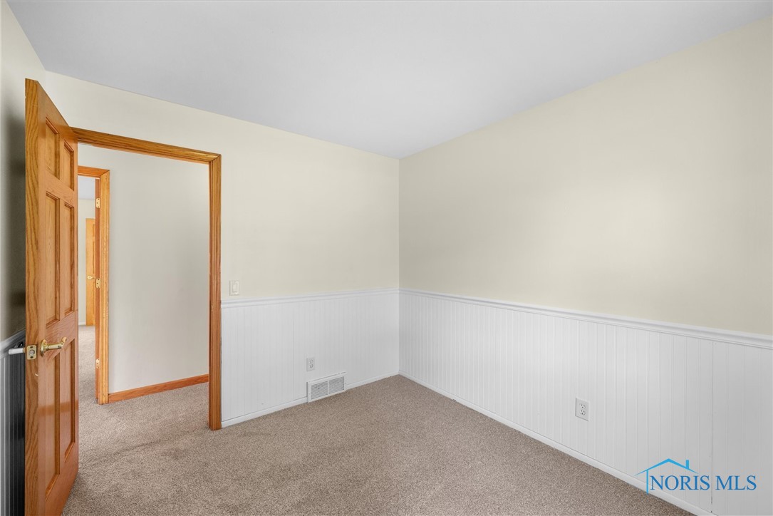 3633 Greenlawn Court, Toledo, Ohio image 18