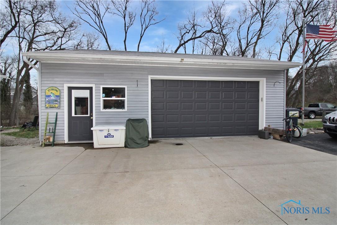 3778 N Cliff Road, Port Clinton, Ohio image 7