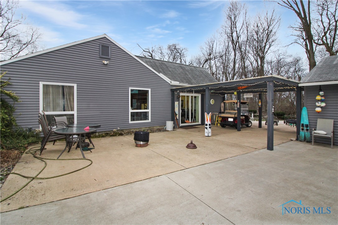 3778 N Cliff Road, Port Clinton, Ohio image 3