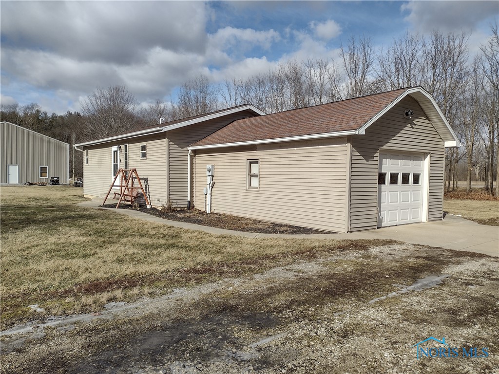 25950 County Road F, Archbold, Ohio image 4