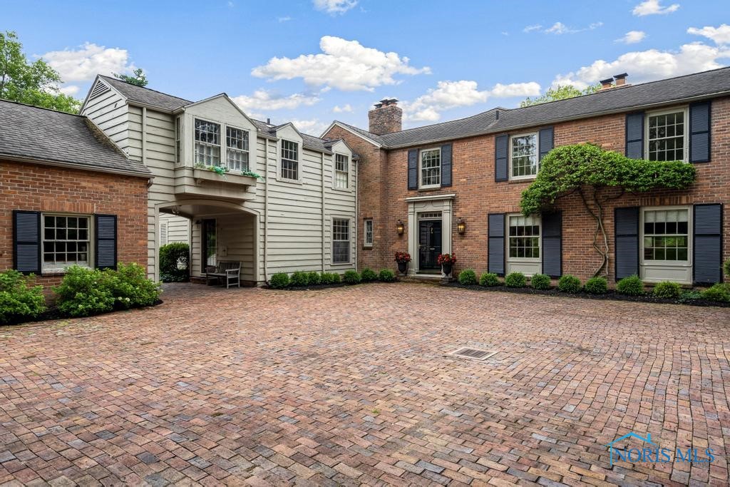 4309 Brookside Road, Ottawa Hills, Ohio image 2