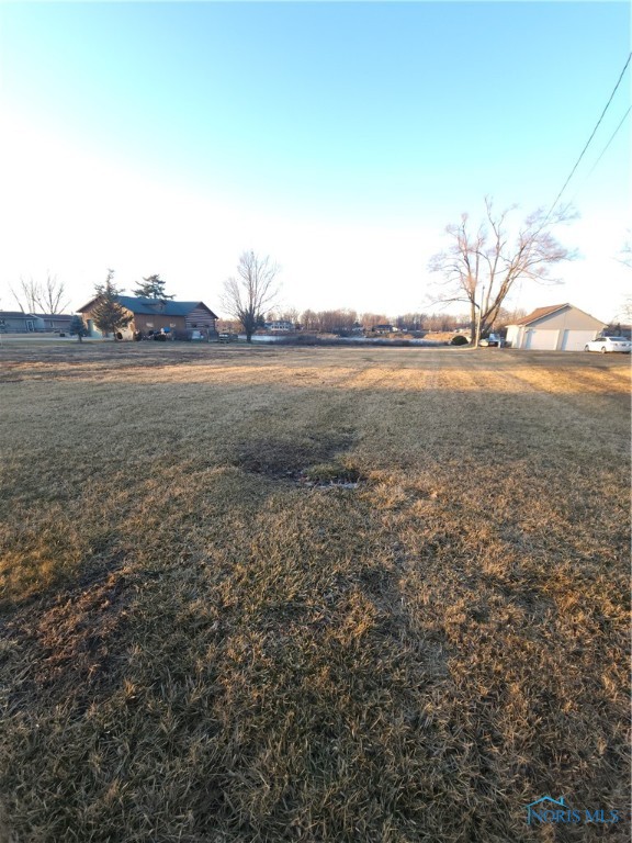 988-989 Seneca Drive, Montpelier, Ohio image 4