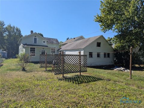 Tiny photo for 1028 June Street, Fremont, OH 43420 (MLS # 6136585)