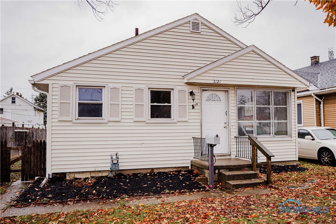 2121 Delence Street, Toledo, Ohio image 1