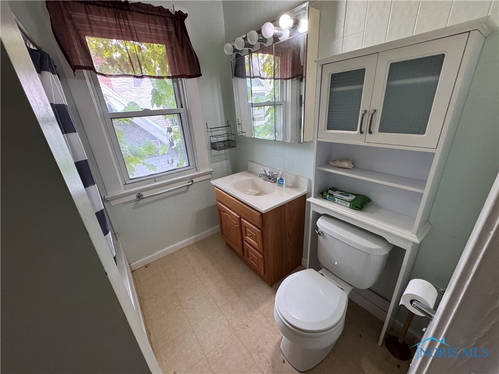 1221 Gordon Street, Toledo, Ohio image 16