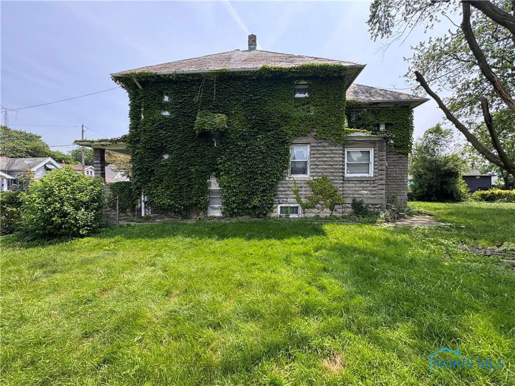 1221 Gordon Street, Toledo, Ohio image 2