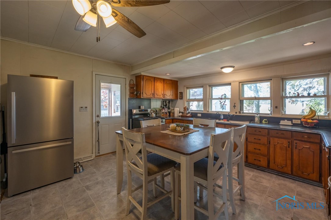 3655 County Road 87, Gibsonburg, Ohio image 10
