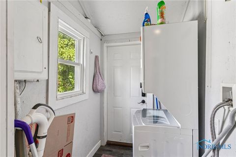 Tiny photo for 619 Fishlock Avenue, Findlay, OH 45840 (MLS # 6136356)