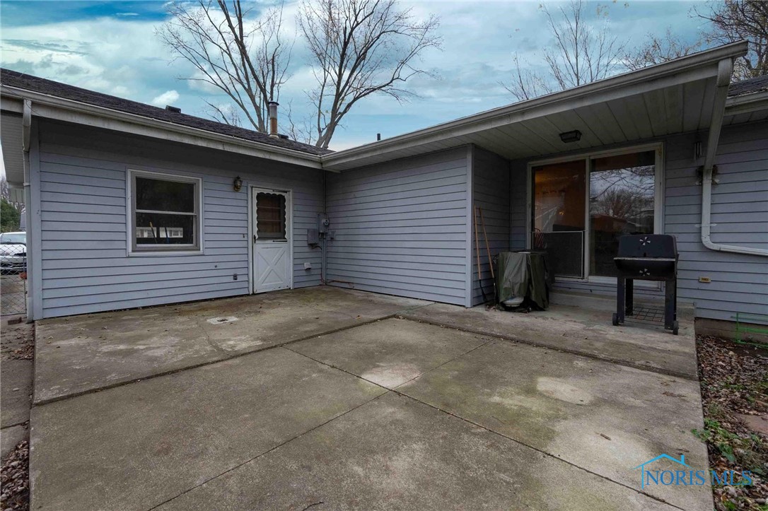 1827 Eastview Drive, Findlay, Ohio image 4