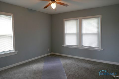 Tiny photo for 29658 Tracy Road, Walbridge, OH 43465 (MLS # 6136141)