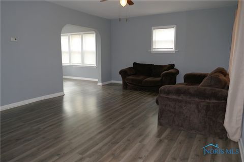 Tiny photo for 29658 Tracy Road, Walbridge, OH 43465 (MLS # 6136141)