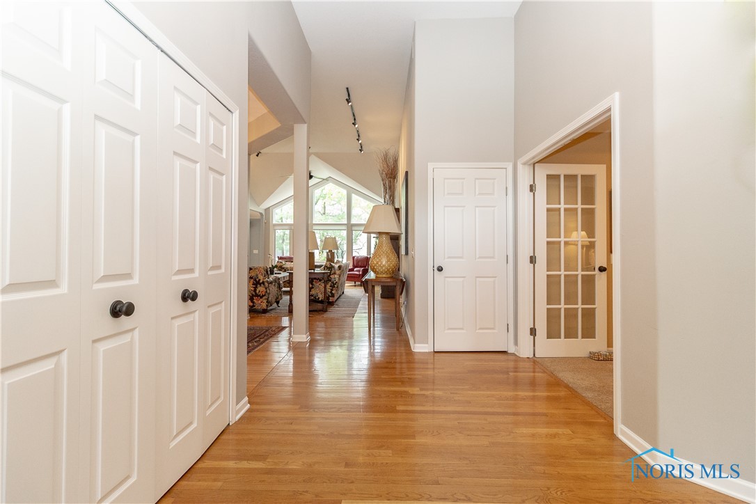 7533 Kings Hollow Court, Toledo, Ohio image 6