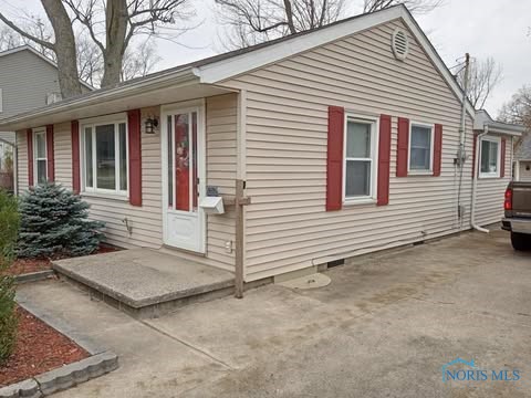 6020 Greenacre Road, Toledo, Ohio image 2