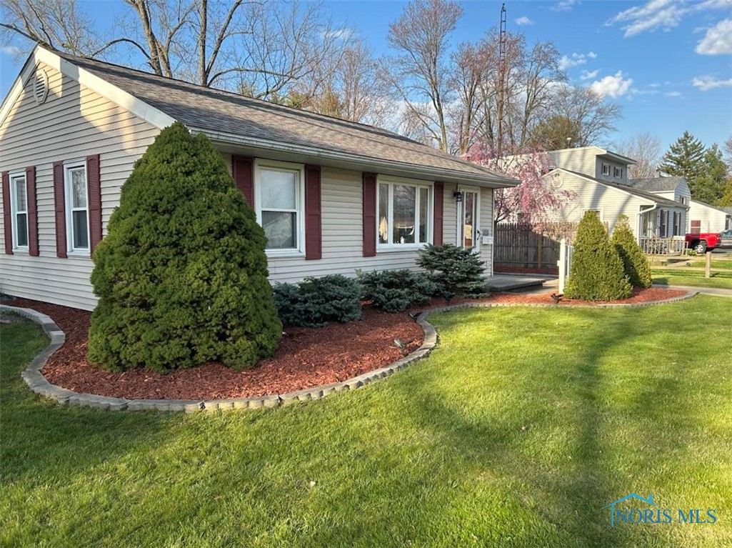 6020 Greenacre Road, Toledo, Ohio image 1