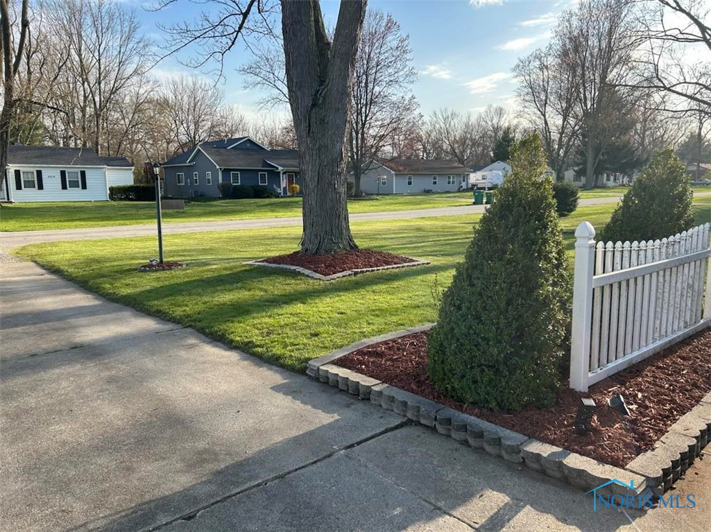 6020 Greenacre Road, Toledo, Ohio image 21