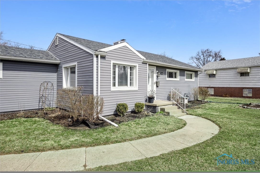 3280 Glencairn Avenue, Toledo, Ohio image 2