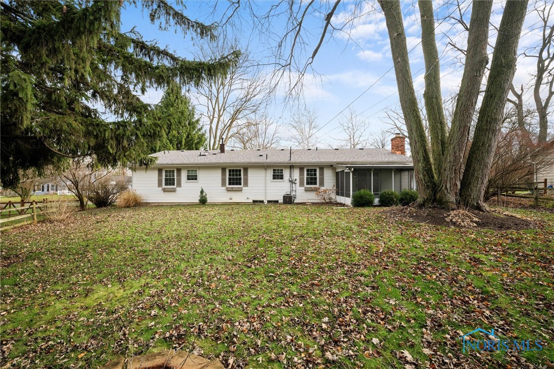 5531 Wadsworth Drive, Sylvania, Ohio image 38