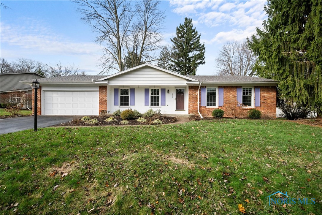 5531 Wadsworth Drive, Sylvania, Ohio image 3