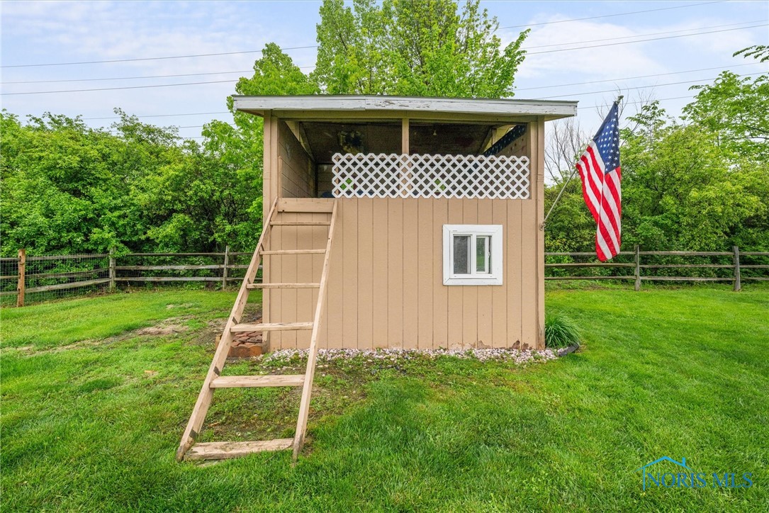 1030 N Ironwood Drive, Rossford, Ohio image 36