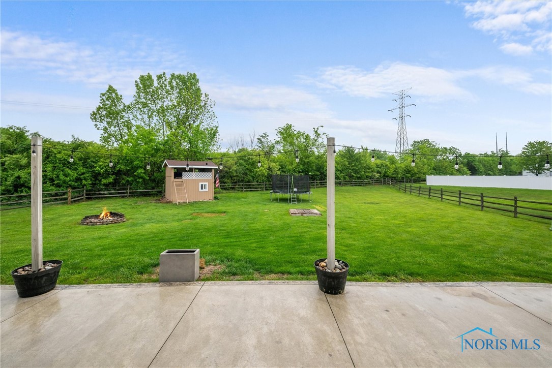 1030 N Ironwood Drive, Rossford, Ohio image 41