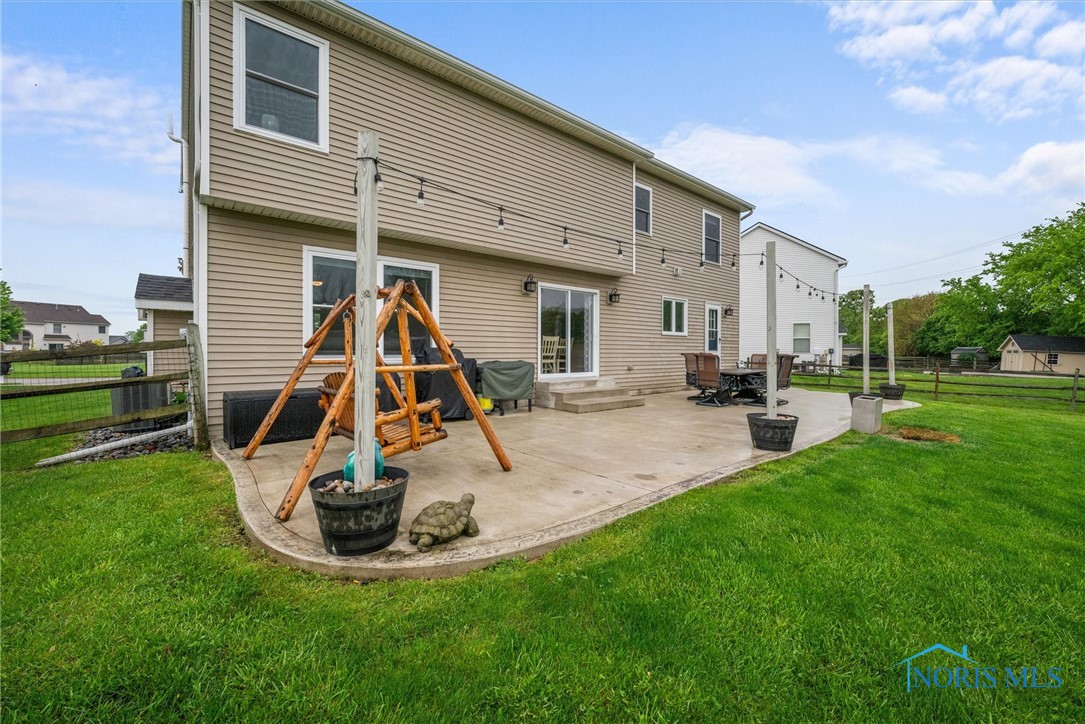 1030 N Ironwood Drive, Rossford, Ohio image 40