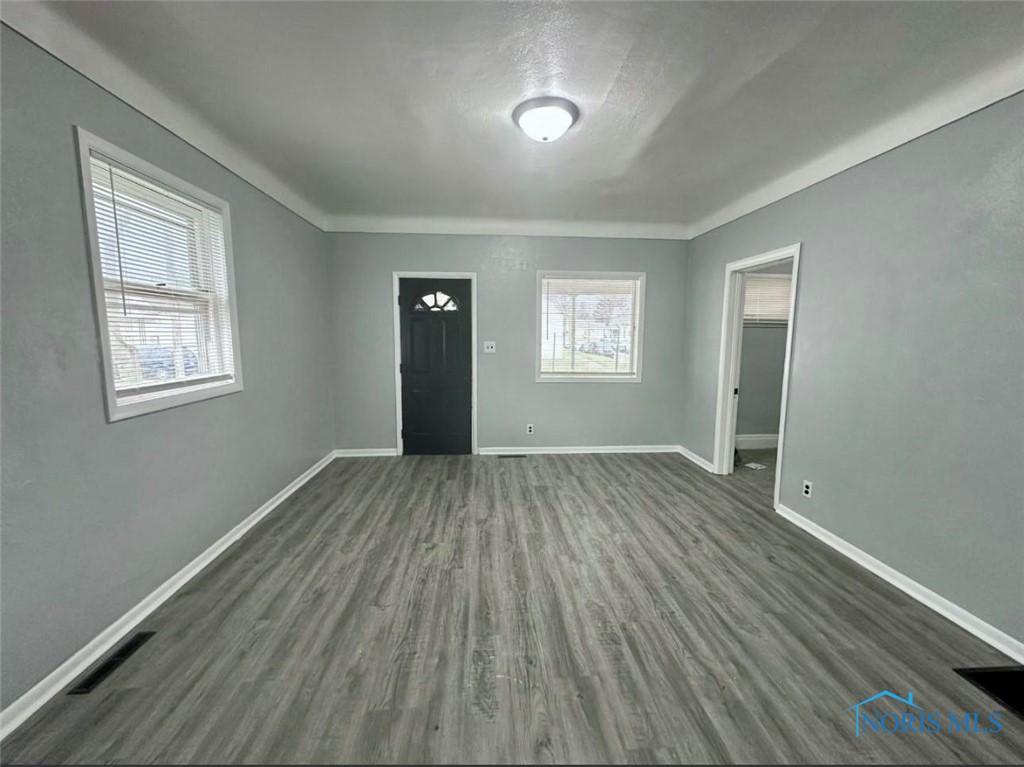 2916 Elm Street