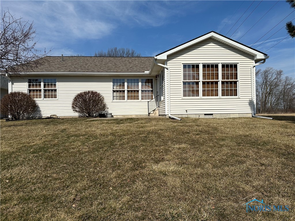 450 Country Meadows Drive, Oak Harbor, Ohio image 3