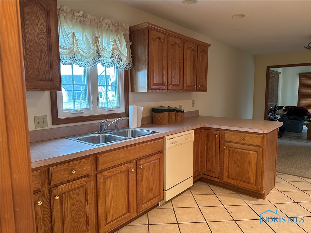 450 Country Meadows Drive, Oak Harbor, Ohio image 18