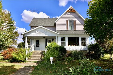 Photo of 4885 N Township Road 101 Trl, Fostoria, OH 44830 (MLS # 6135553)