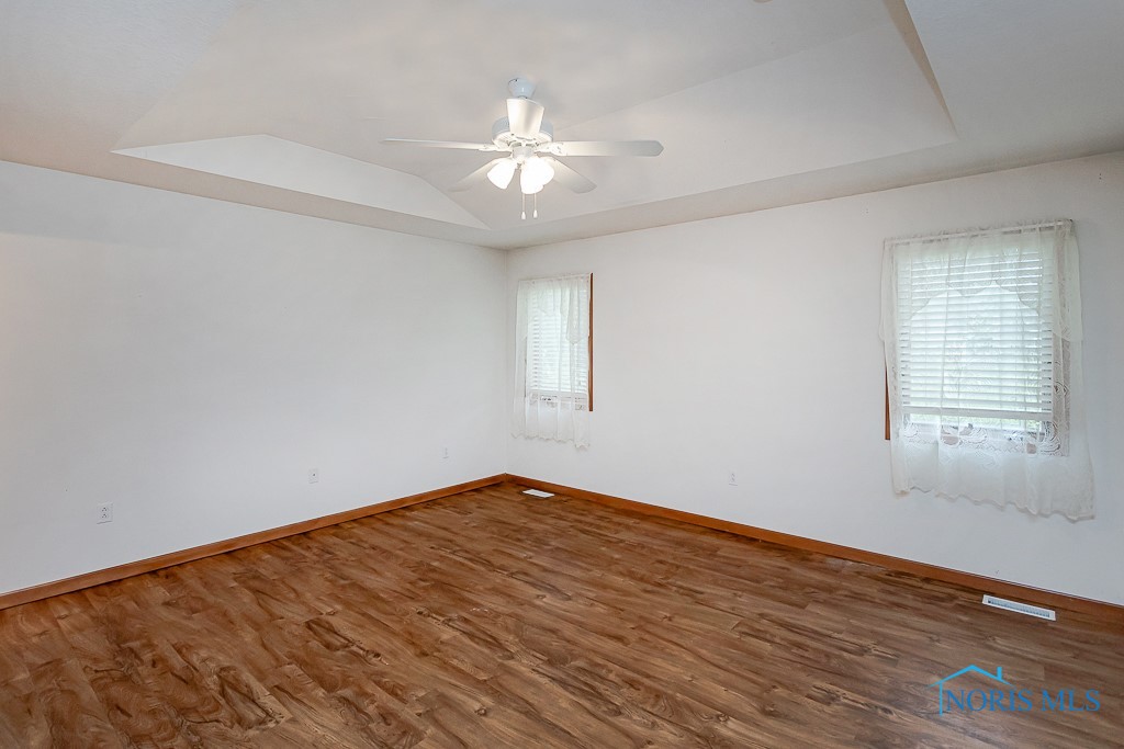 6943 Nightingale Drive, Holland, Ohio image 28