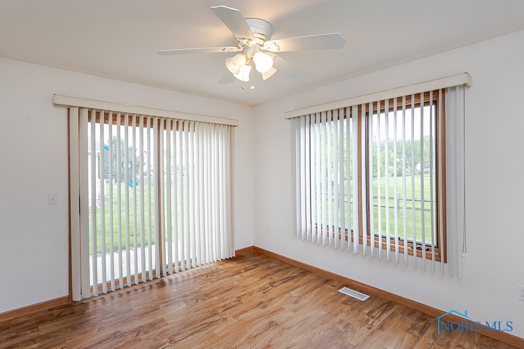 6943 Nightingale Drive, Holland, Ohio image 24
